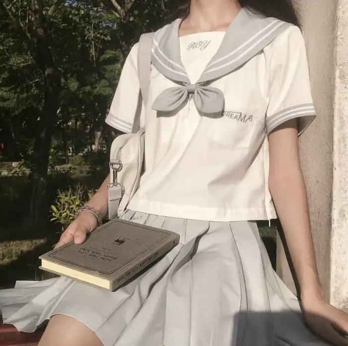 审死官